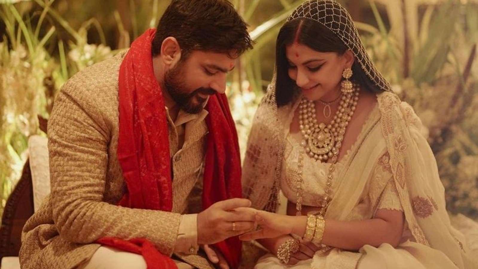 Rhea Kapoor shares first wedding picture with husband Karan Boolani