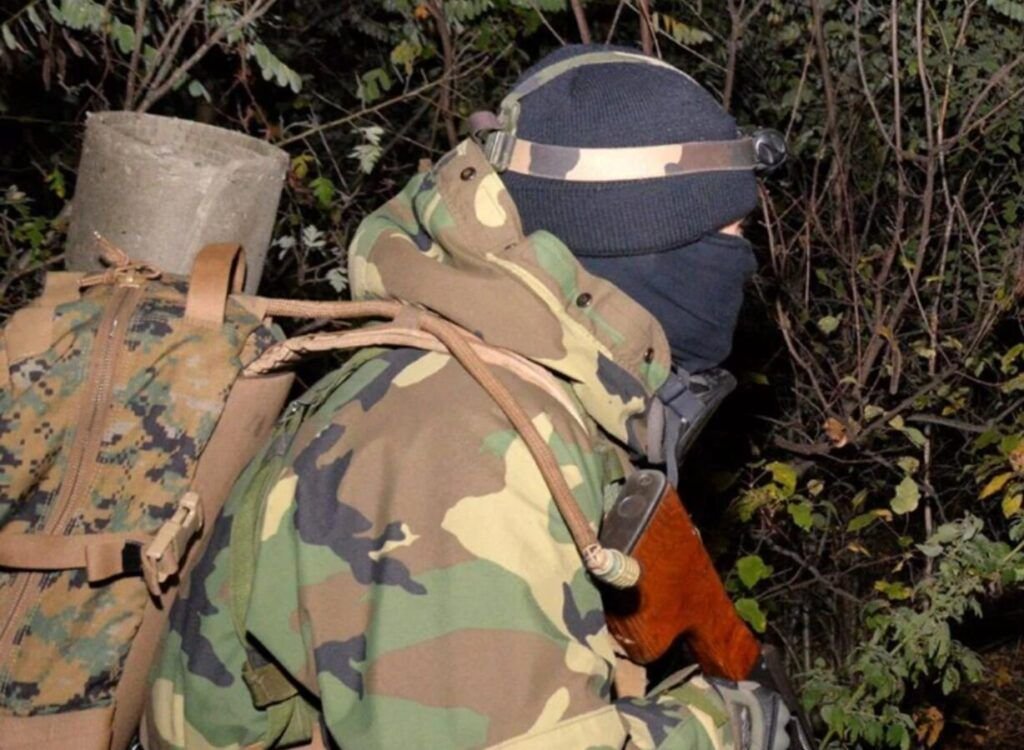 Fresh anti-terror hunt in Jammu region, Army commanders review border security