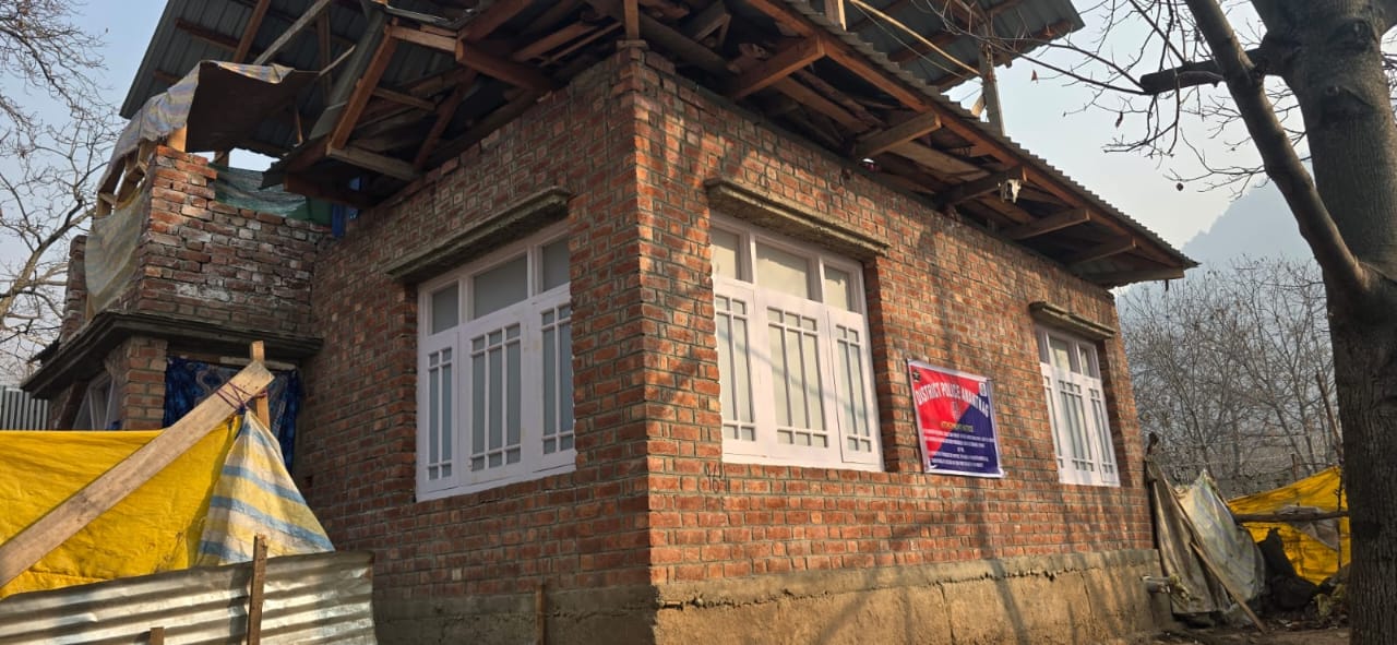 Anantnag Police attach properties worth ₹1 Crore in major crackdown on narcotics offenders