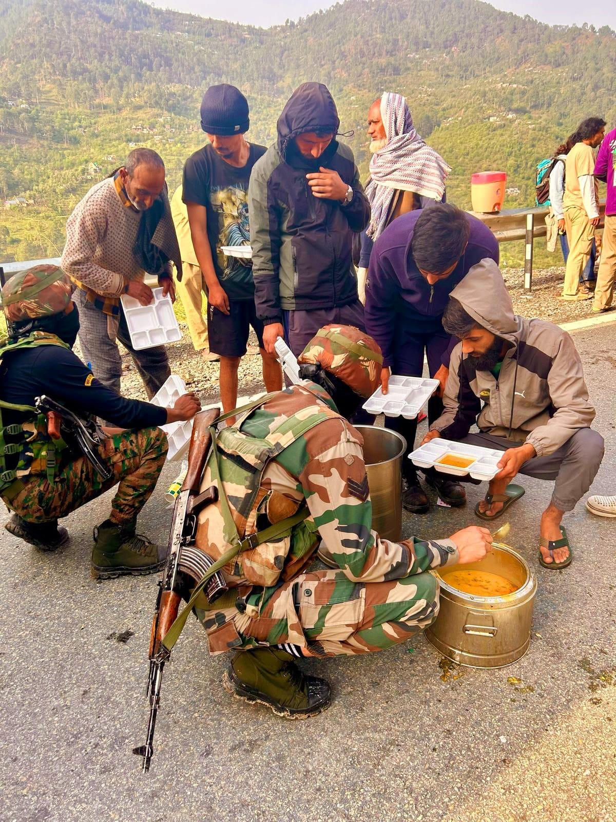 Ramban Flash Floods: Army steps in to provide relief to stranded passengers