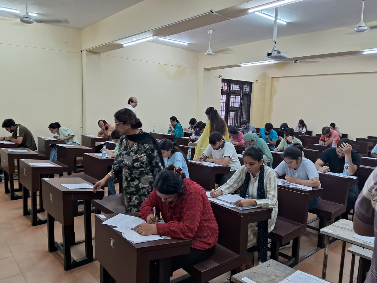 Aspirants outraged as Jammu University holds JKSET, LASET despite ‘road blockades’