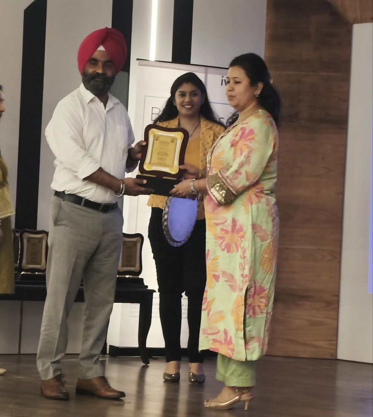 Dr Vibha Raina honoured by JK Dental Council president
