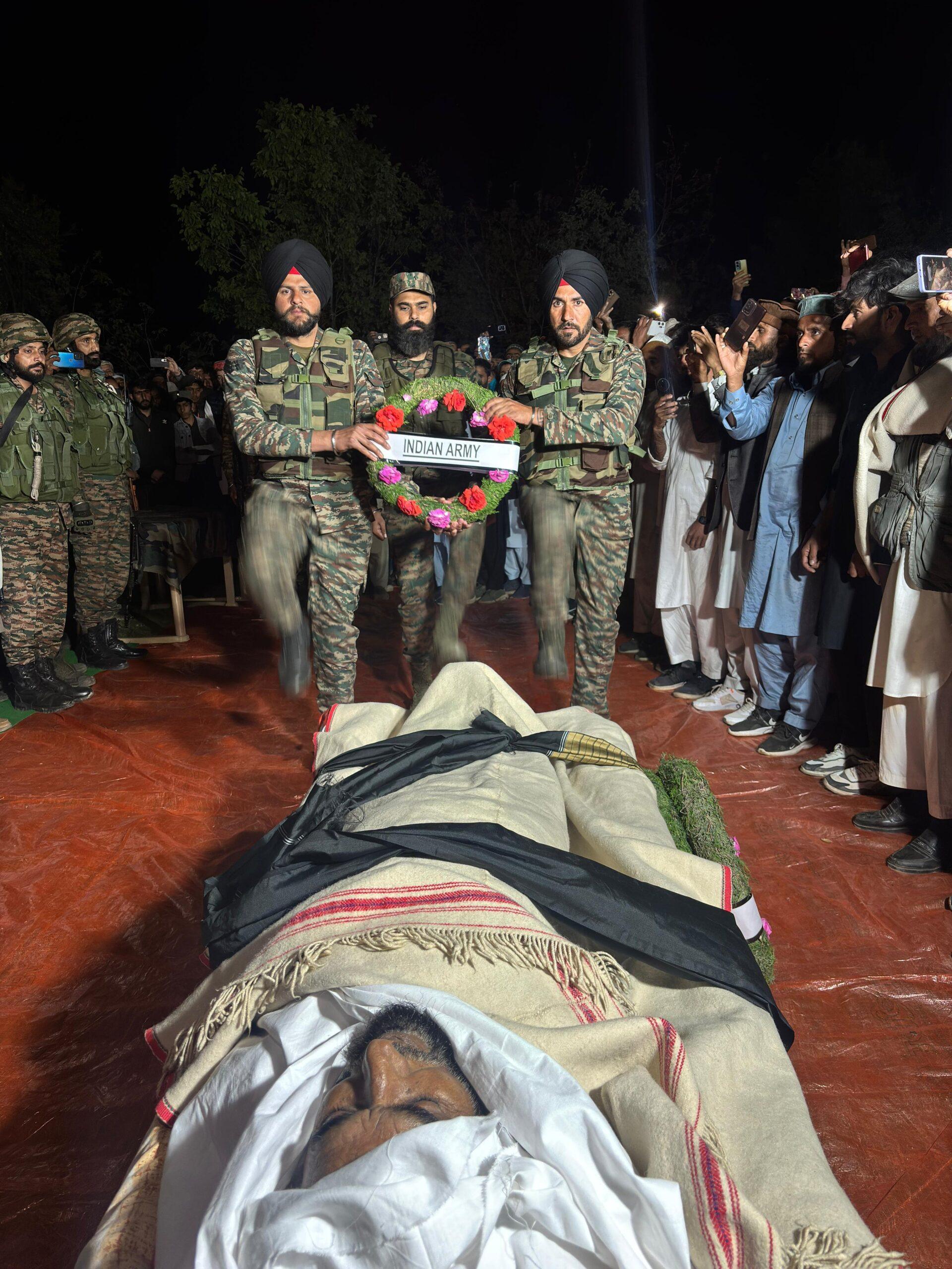 Hero of ‘Operation Sarp Vinash’ laid to rest in Poonch, Army leads tributes