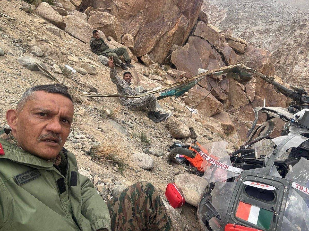Major General among 3 Army officers survive Ladakh helicopter crash