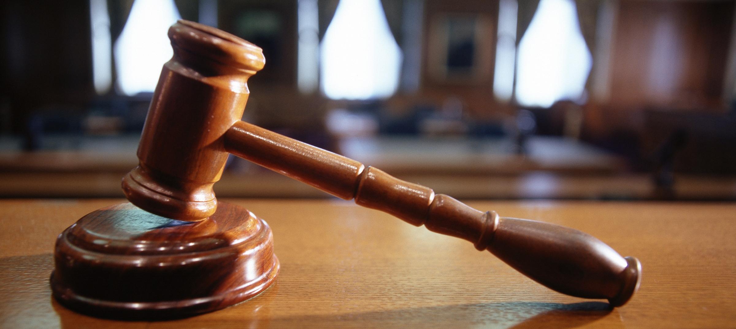 CAT pulls up J&K Govt for ignoring orders, stops salaries of two IAS officers