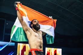 Kashmiri youth Yaqoob scripts history for India by defeating unbeaten MMA world champion; CM Omar congratulates