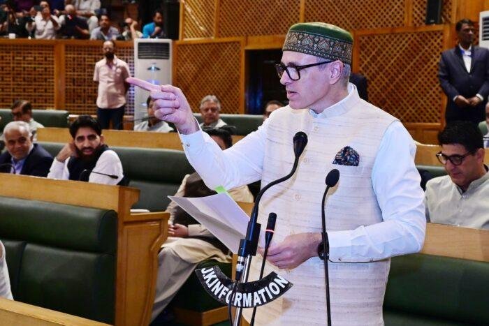 Omar highlights administrative difficulties arising out of J&K’s present status as a UT