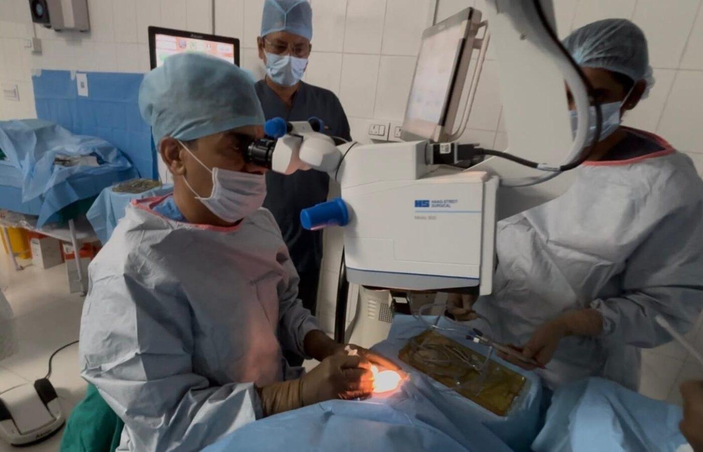 Indian Army doctors restore eyesight of 220 patients in LoC area of Tangdhar; LG lauds eye camp